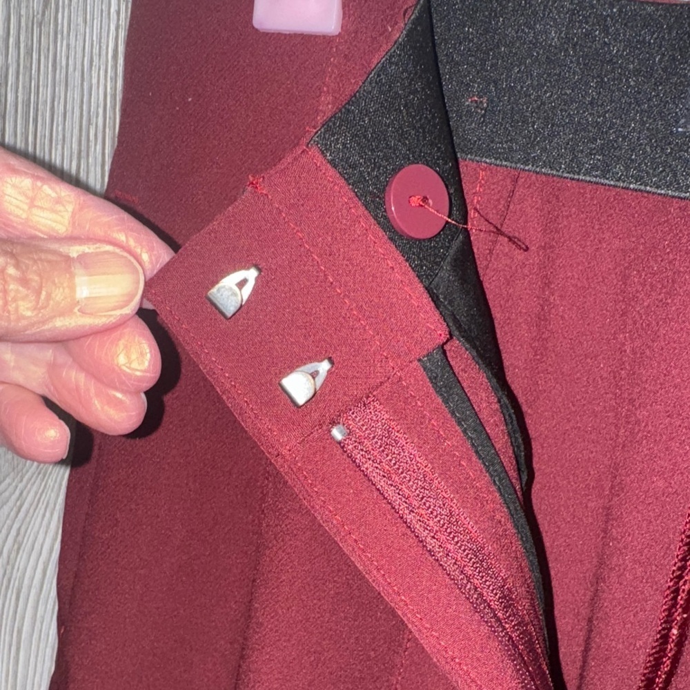 Express Women's Burgundy Pants - Picture 7 of 8